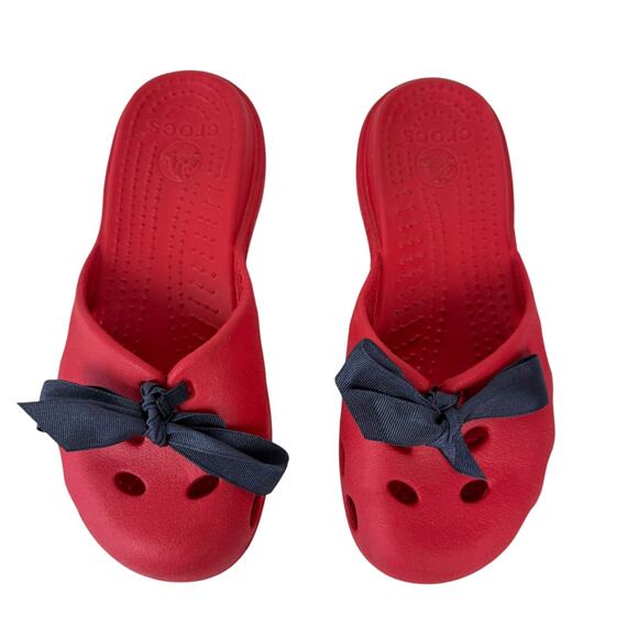 Crocs Audrey Hallmark Red Slip On Flats with Navy Blue Bow Women's Size 8 - Picture 1 of 12